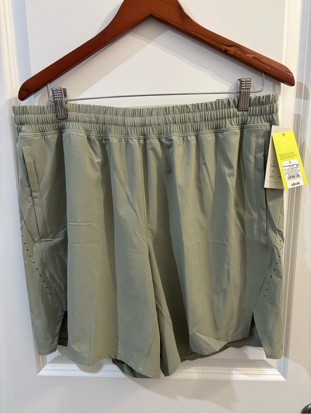 Men’s 7” Green Unlined Run Shorts - All in Motion - Large - NWT
